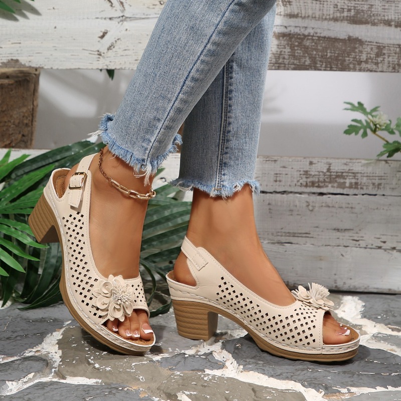 Dames sandalen met chunky hak  - Women Shoes Model recensie en prijs