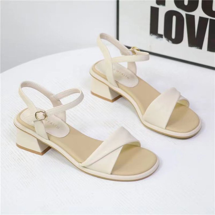 Evening Breeze Block Heel Sand - Women Shoes Model recensie en prijs