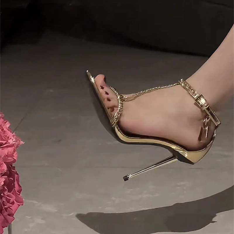 Gouden ketting T-vormige open  - Gold Chain Sandal recensie en prijs