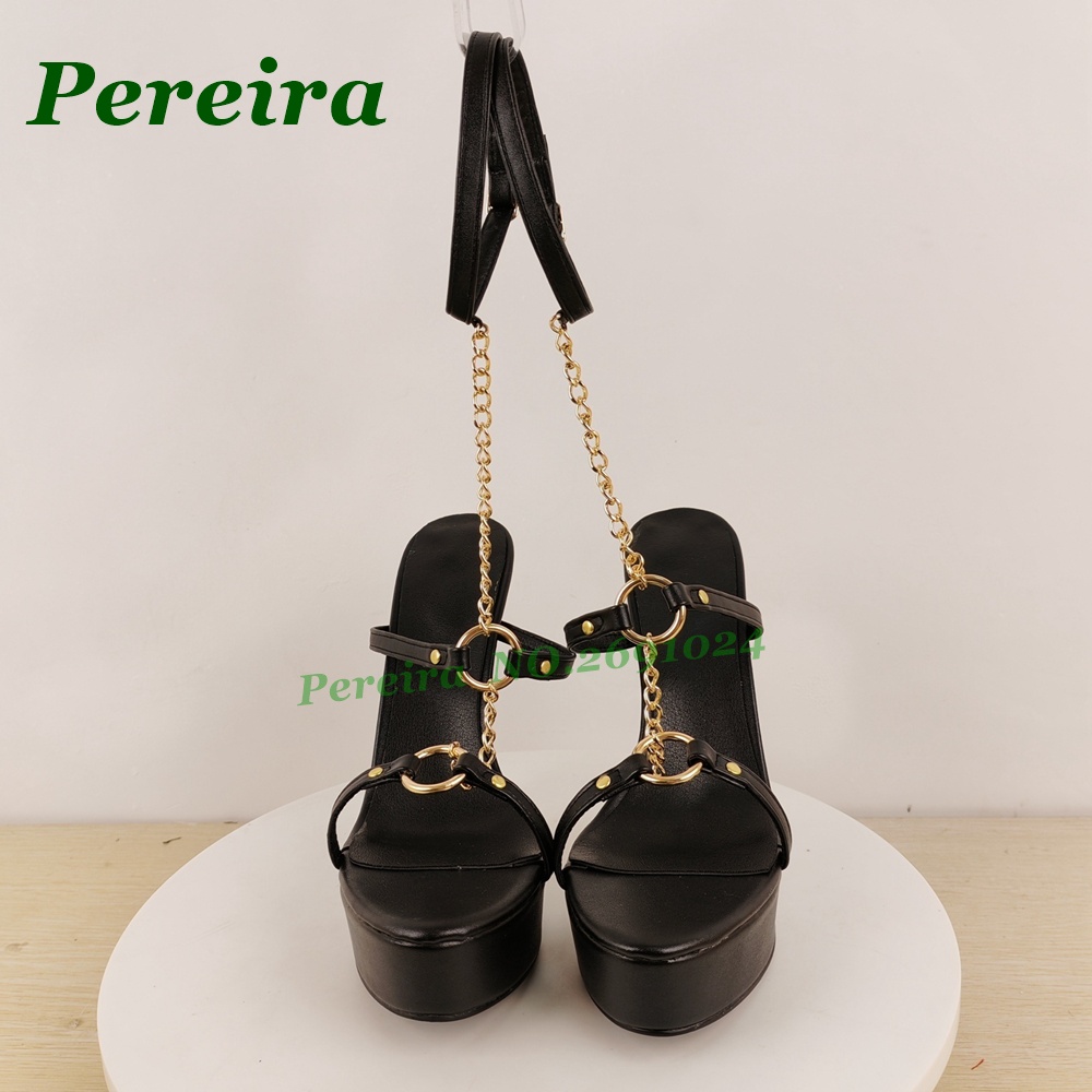 Zwarte plateau stiletto hakken - Gold Chain Sandal recensie en prijs