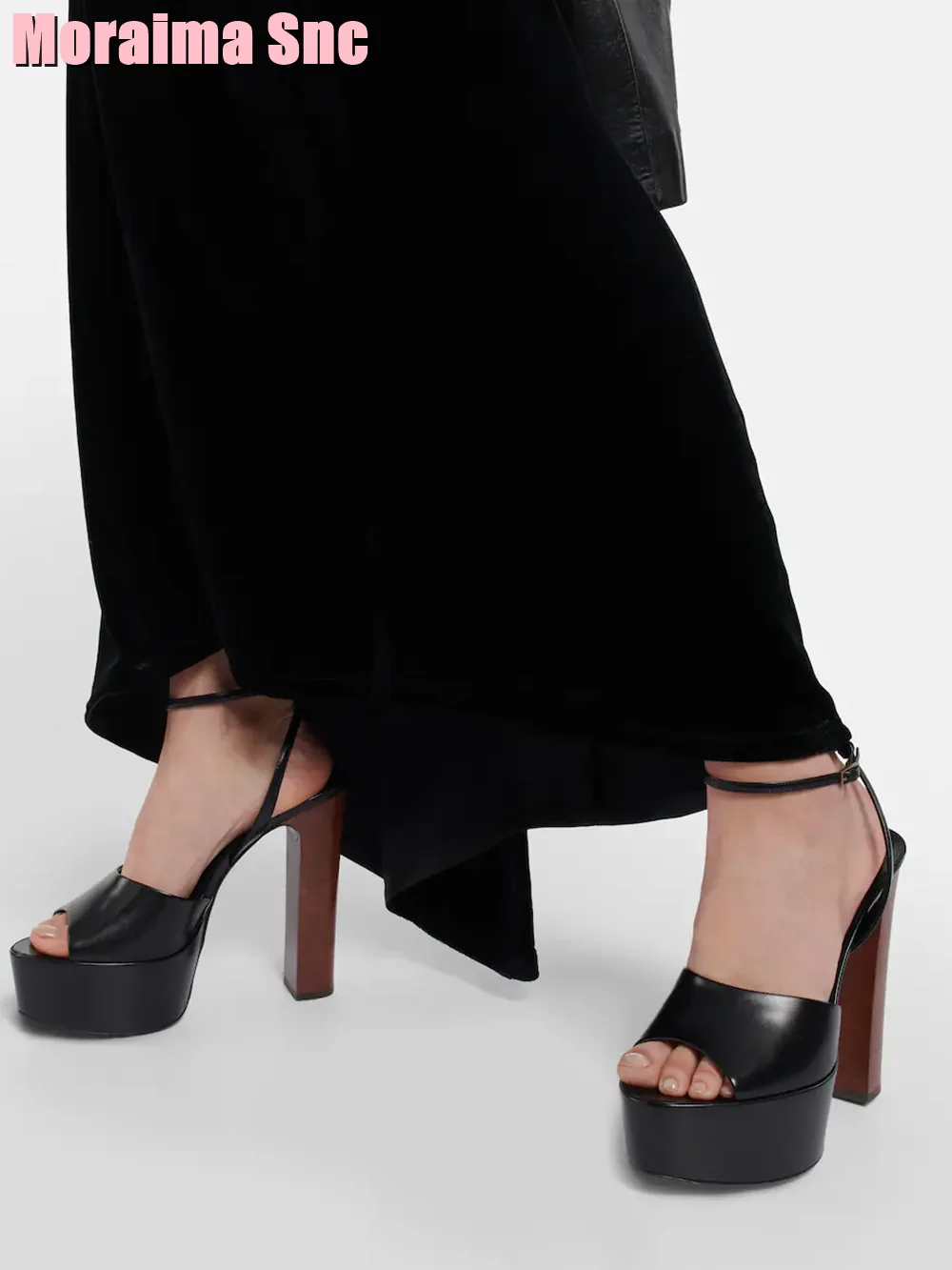 Peep Toe Platform Lakleer Sand - Women Shoes Model recensie en prijs