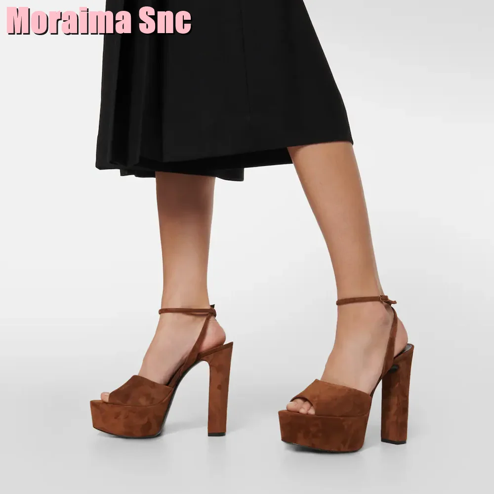 Peep Toe Platform Lakleer Sand - Women Shoes Model recensie en prijs