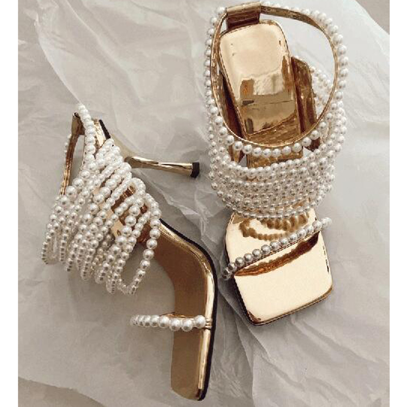 Glanzende parelkettingen Bandj - Gold Chain Sandal recensie en prijs